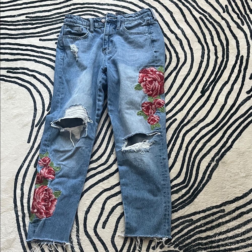 Perfect fit mom jeans Roses Embroidered distressed